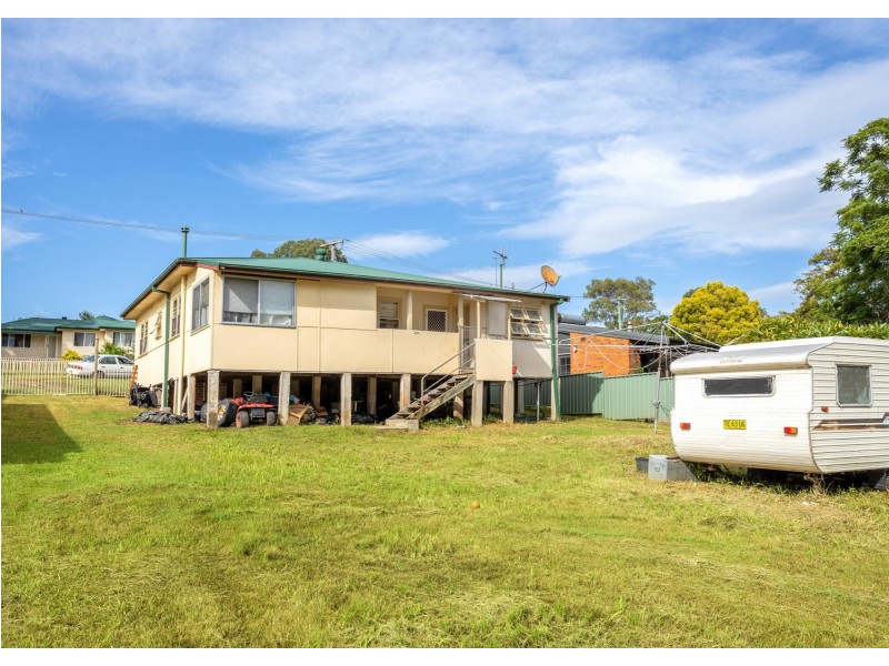 13 Mcpherson Street, Wingham NSW 2429