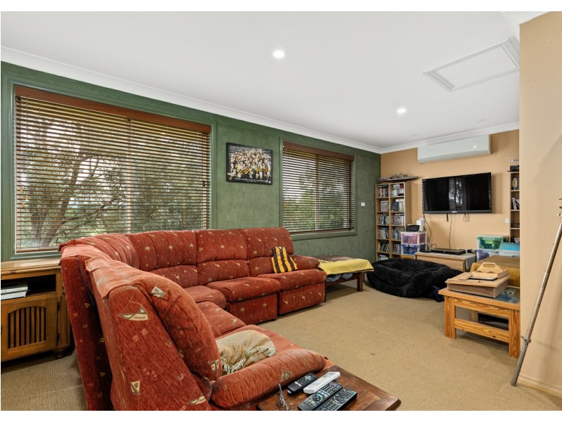 8 Abbotts Falls Road, Wingham NSW 2429