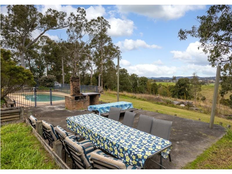8 Abbotts Falls Road, Wingham NSW 2429