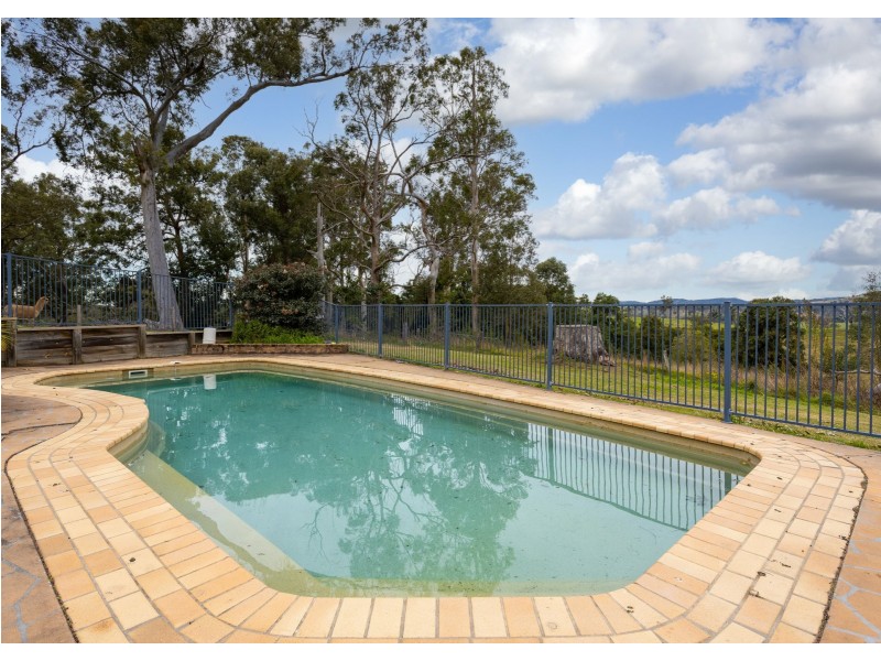 8 Abbotts Falls Road, Wingham NSW 2429