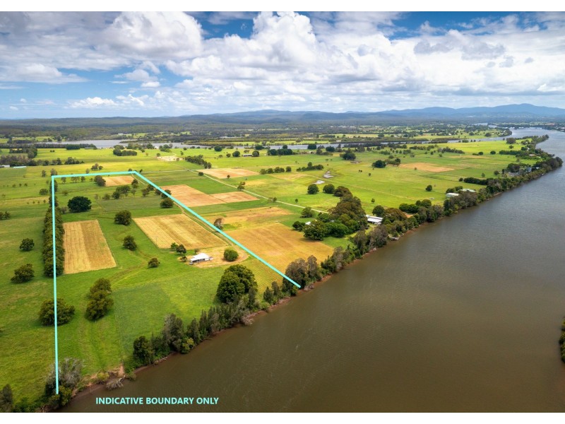 133 Newtons Road, Dumaresq Island NSW 2430