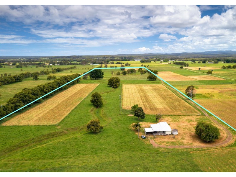 133 Newtons Road, Dumaresq Island NSW 2430