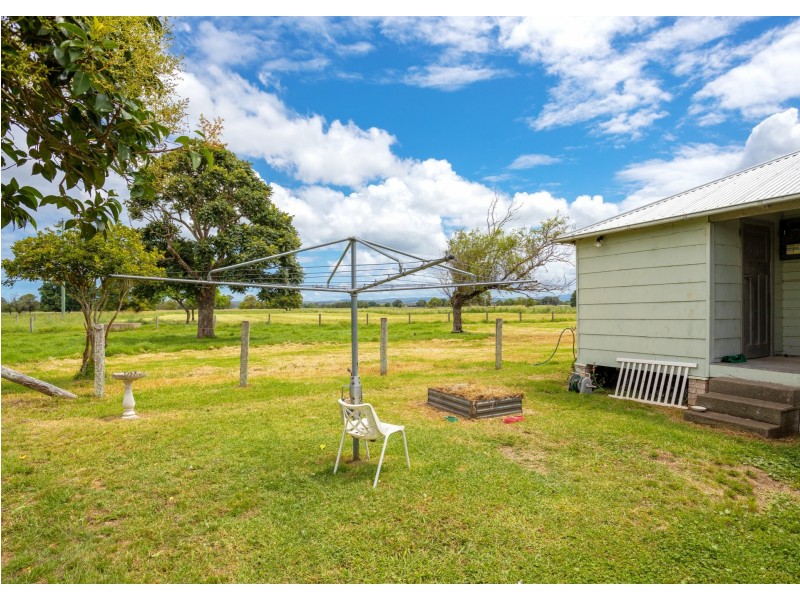 133 Newtons Road, Dumaresq Island NSW 2430