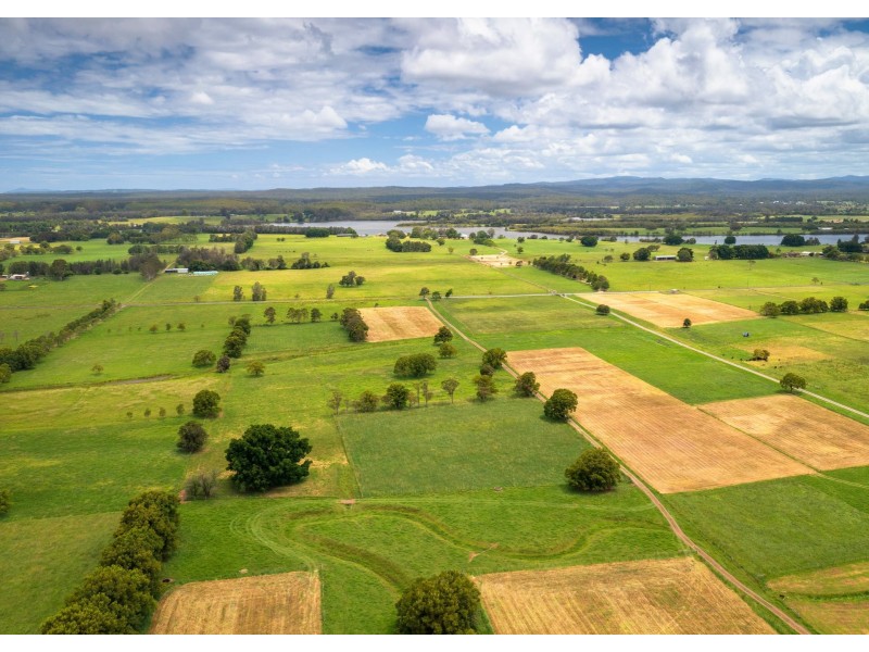 133 Newtons Road, Dumaresq Island NSW 2430