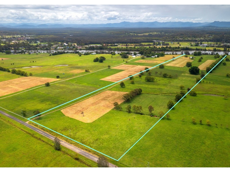 133 Newtons Road, Dumaresq Island NSW 2430