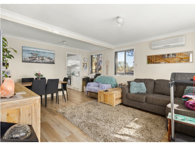 Unit 2/24-26 Summerville Street, Wingham NSW 2429