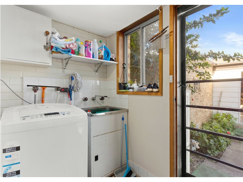 Unit 2/24-26 Summerville Street, Wingham NSW 2429