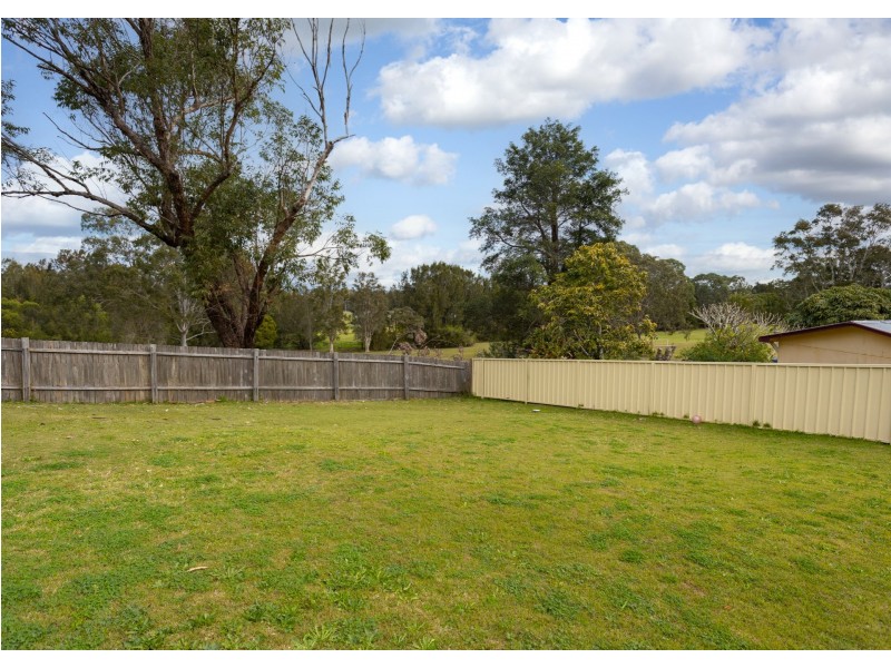 2 Kanangra Drive, Taree NSW 2430