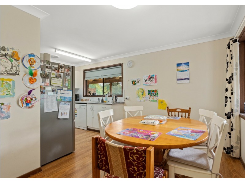 2 Brushbox Close, Wingham NSW 2429