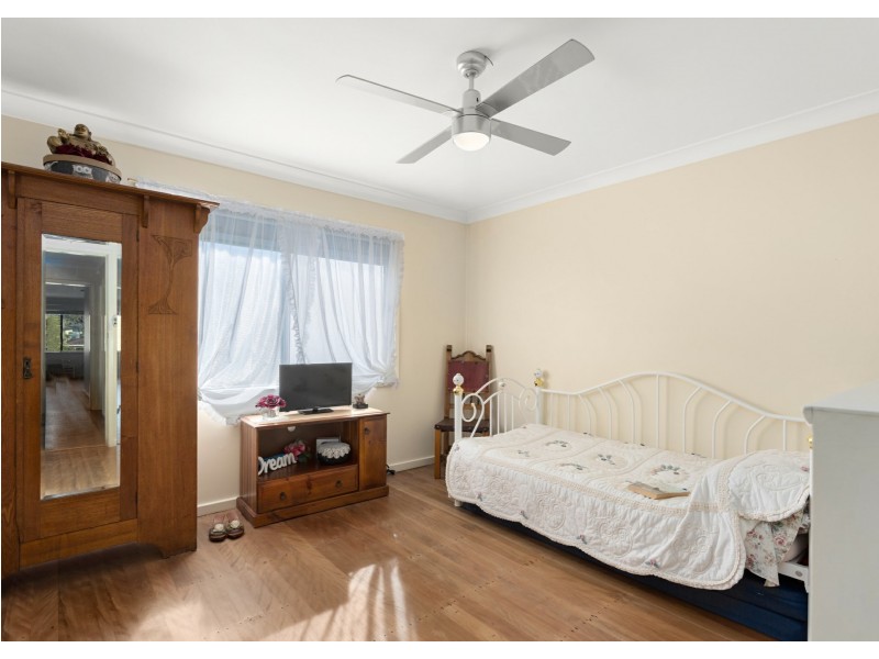 6 Gollan Street, Wingham NSW 2429