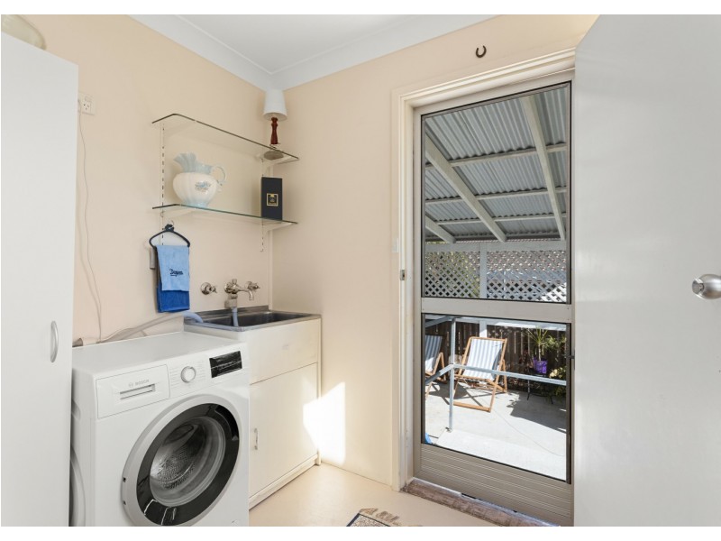 6 Gollan Street, Wingham NSW 2429