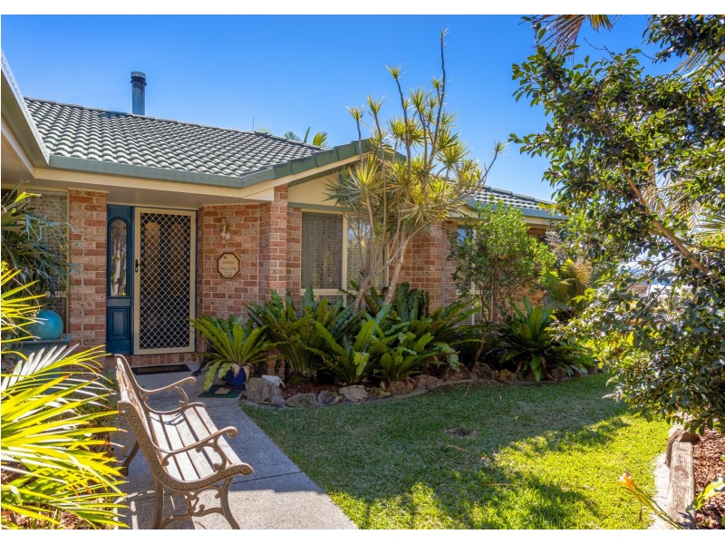 9 Ellenora Circuit, Wingham NSW 2429