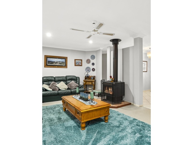 9 Ellenora Circuit, Wingham NSW 2429