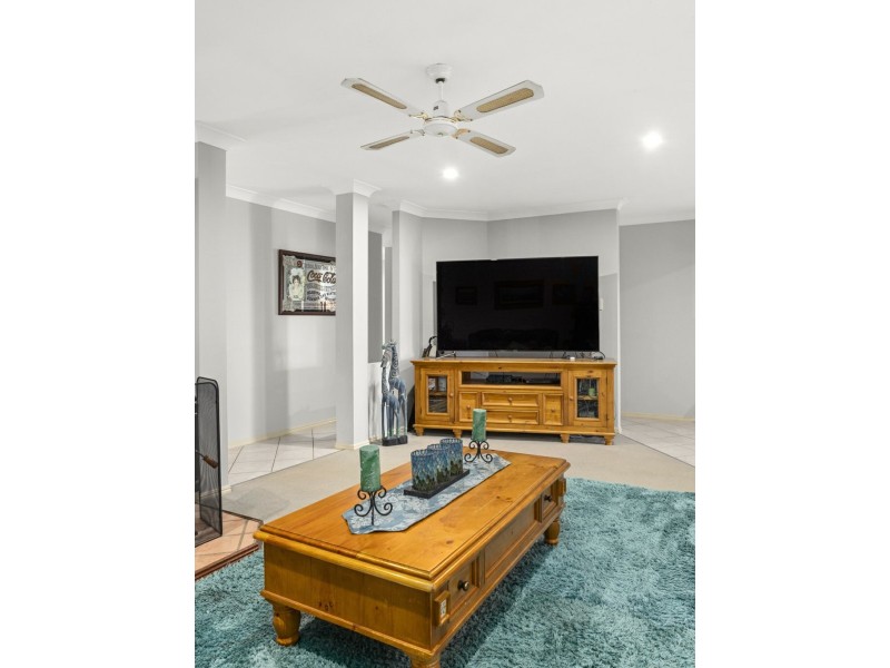 9 Ellenora Circuit, Wingham NSW 2429