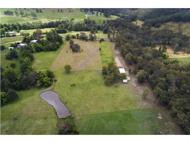 18 Red Gully Road, Burrell Creek NSW 2429