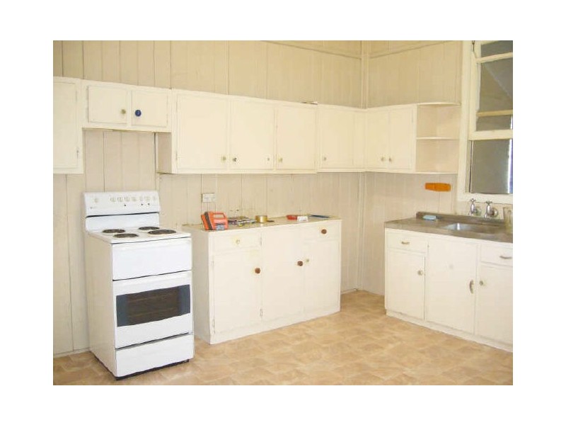 18 Primrose Street, Wingham NSW 2429