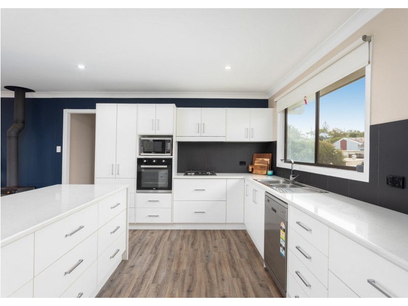 32 Queen Street, Wingham NSW 2429