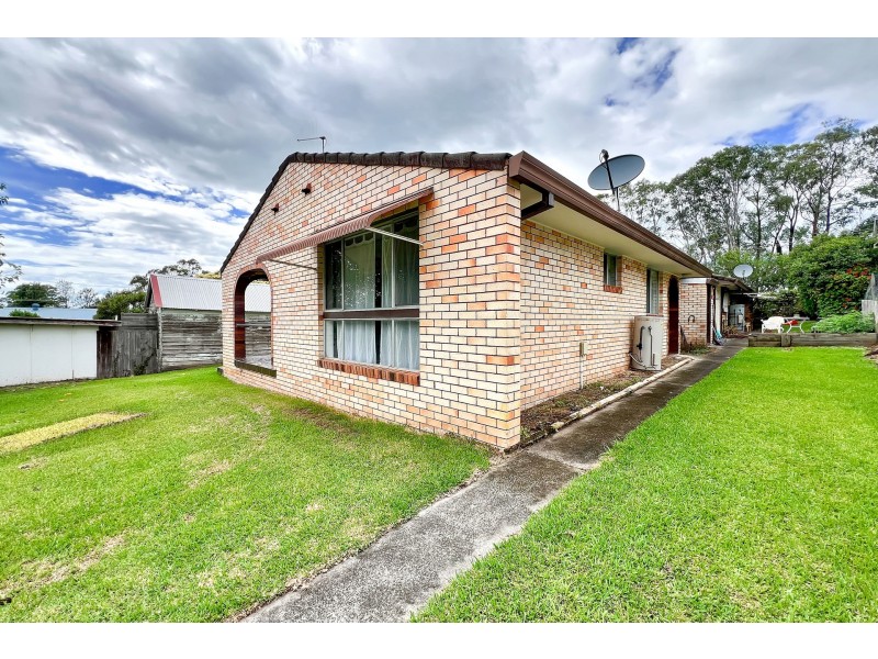 Unit 2/15 Flett Street, Wingham NSW 2429