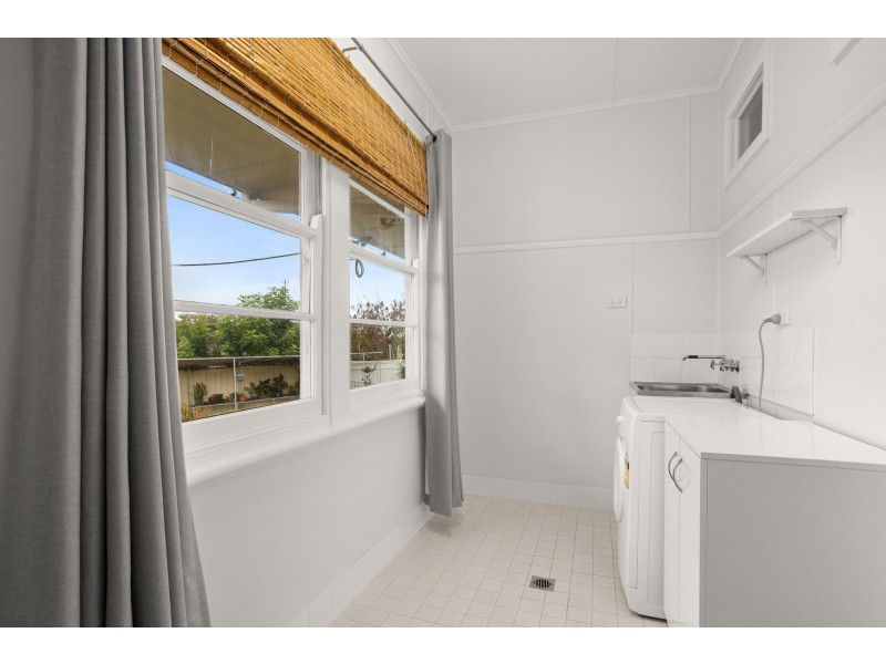 3 Lobban Road, Wingham NSW 2429