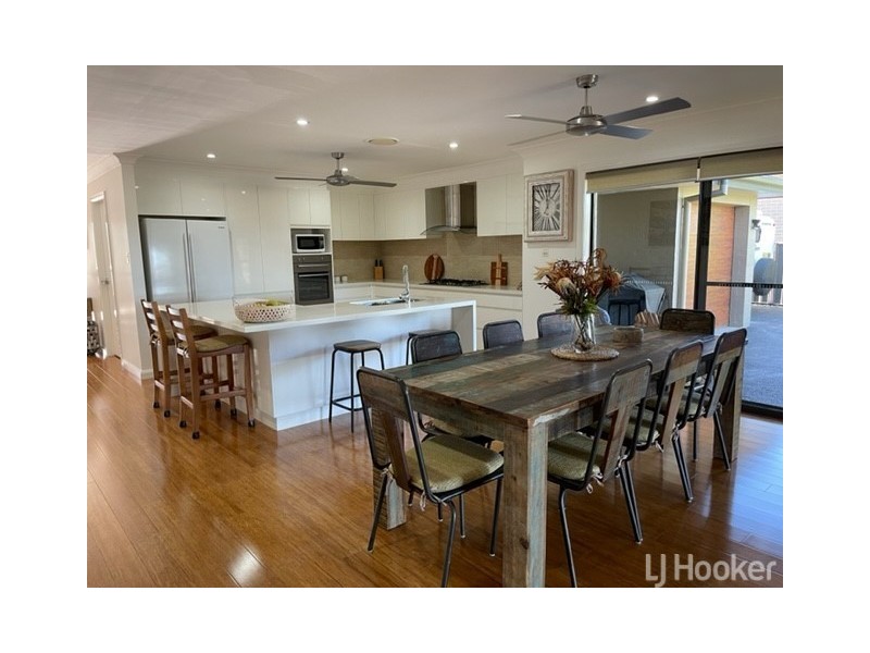 5 Adelaide Close, Wingham NSW 2429