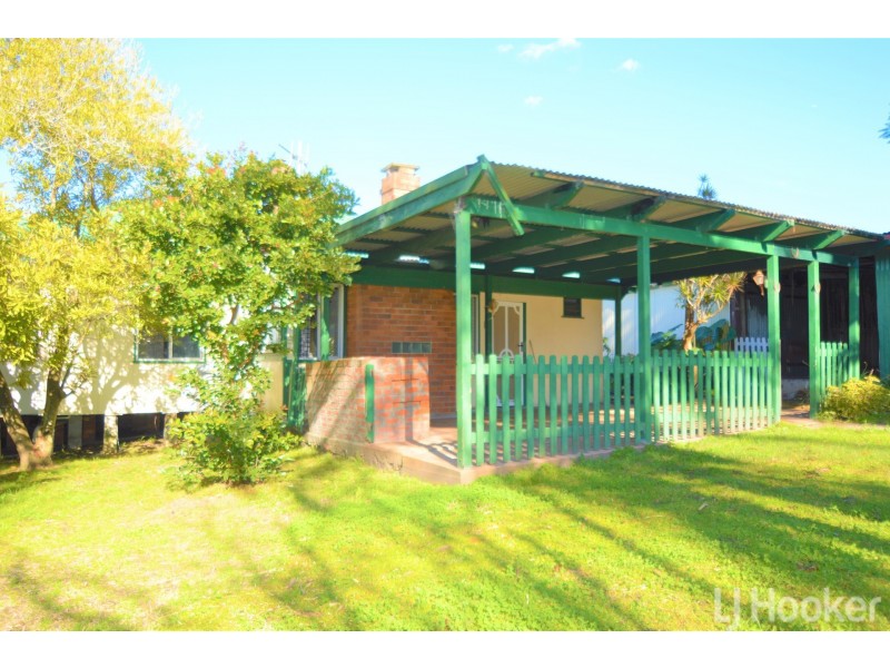 9 Canget Street, Wingham NSW 2429