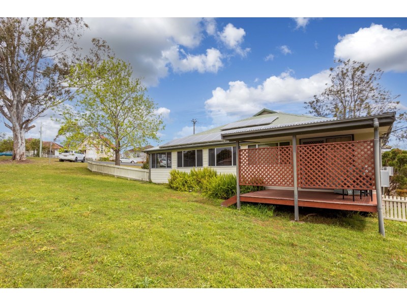 1 Bent Street, Wingham NSW 2429