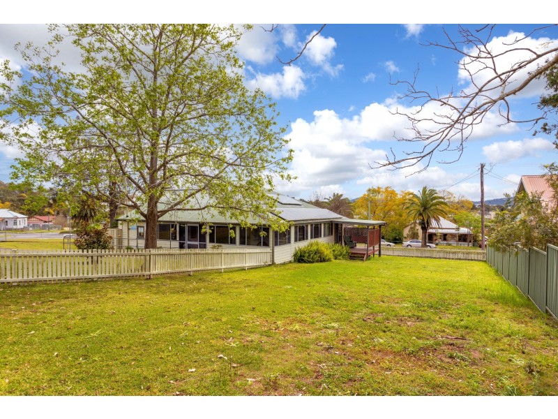 1 Bent Street, Wingham NSW 2429