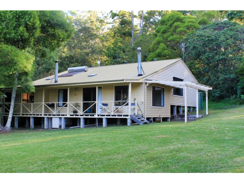 90 Mccaffreys Road, Hannam Vale NSW 2443
