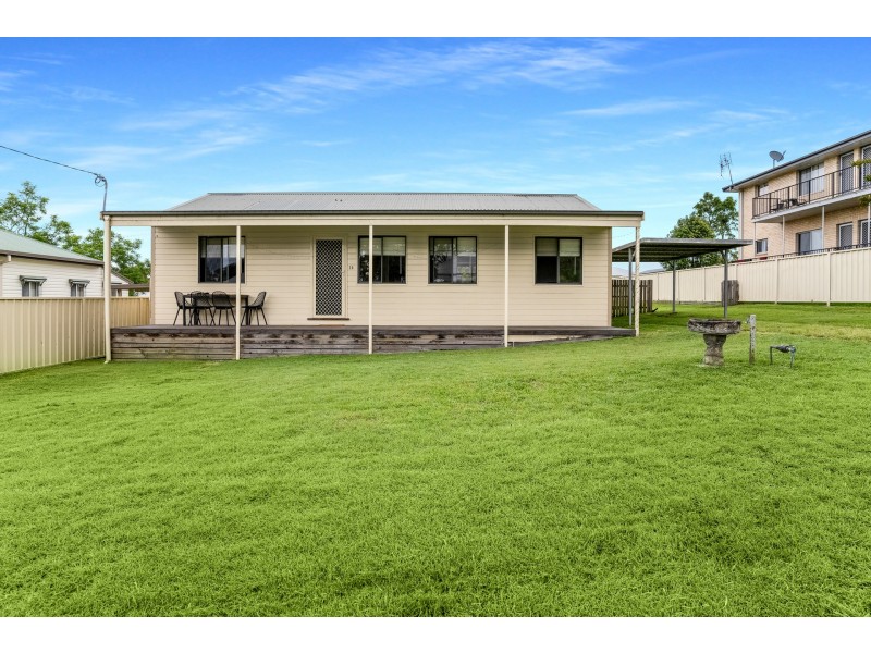 20 William Street, Wingham NSW 2429
