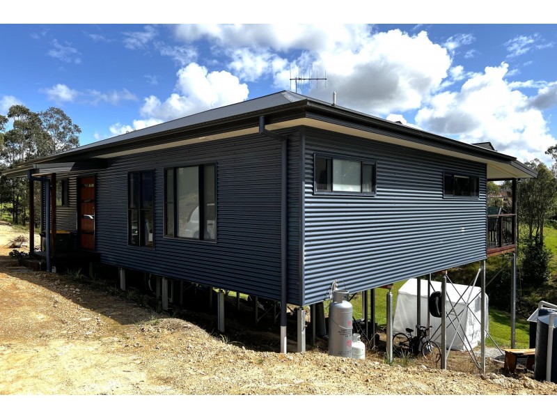 2a George Flemming Drive, Wingham NSW 2429