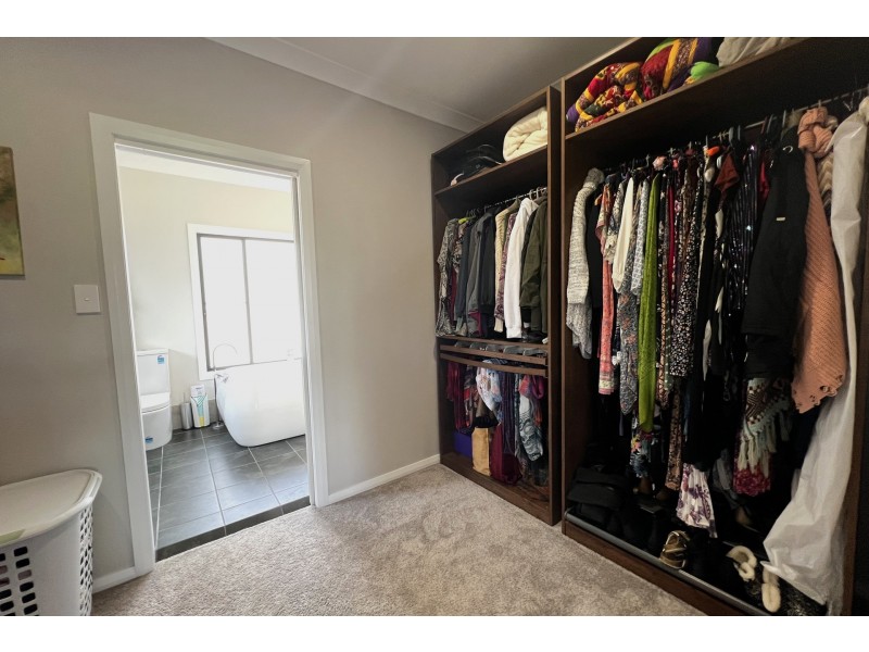 2a George Flemming Drive, Wingham NSW 2429