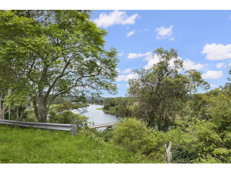 1 Machin Parade, Wingham NSW 2429