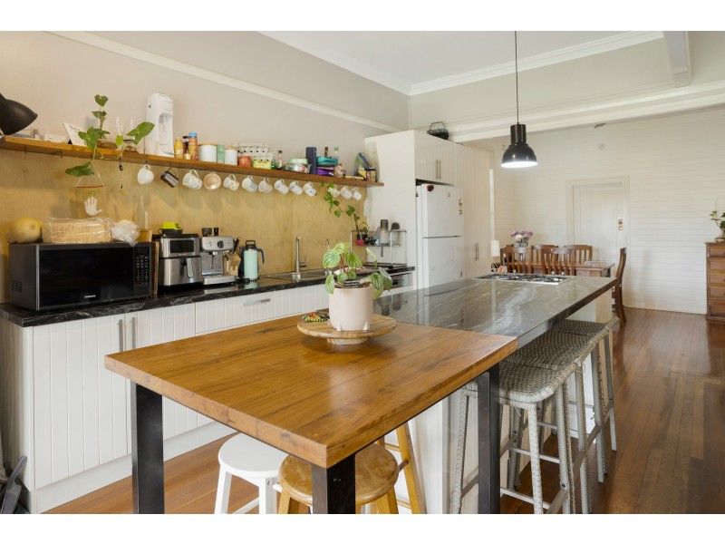 1 Machin Parade, Wingham NSW 2429
