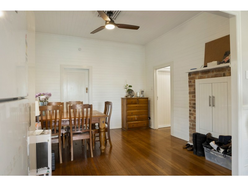 1 Machin Parade, Wingham NSW 2429