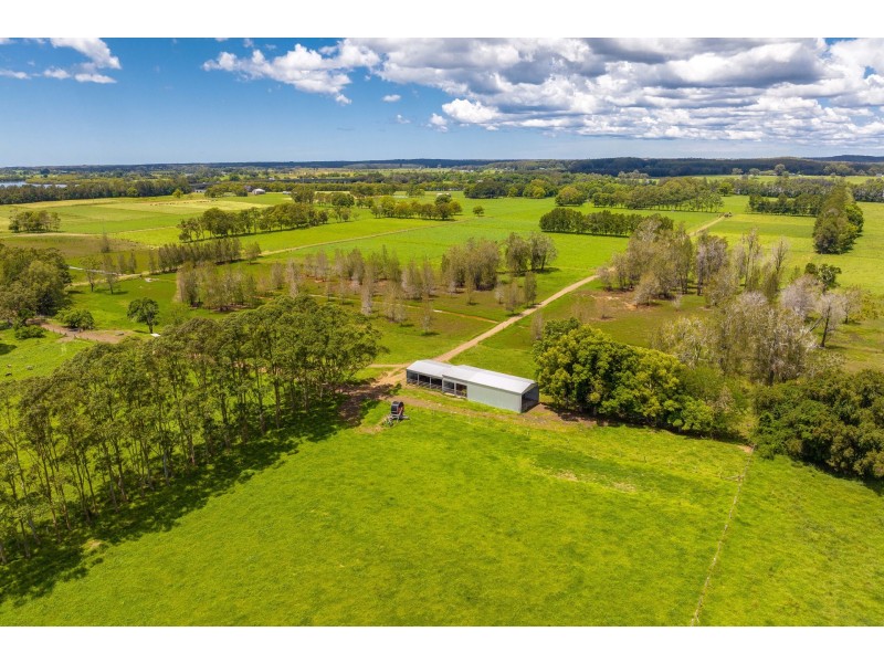 162 Newtons Road, Dumaresq Island NSW 2430
