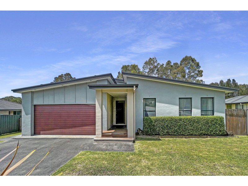 10 Rosedale Place, Tinonee NSW 2430