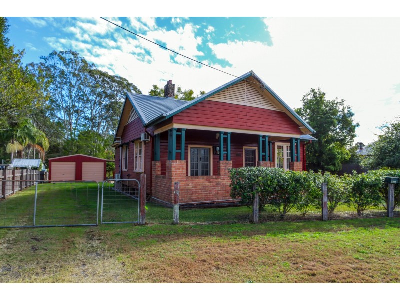 3 Price Street, Wingham NSW 2429