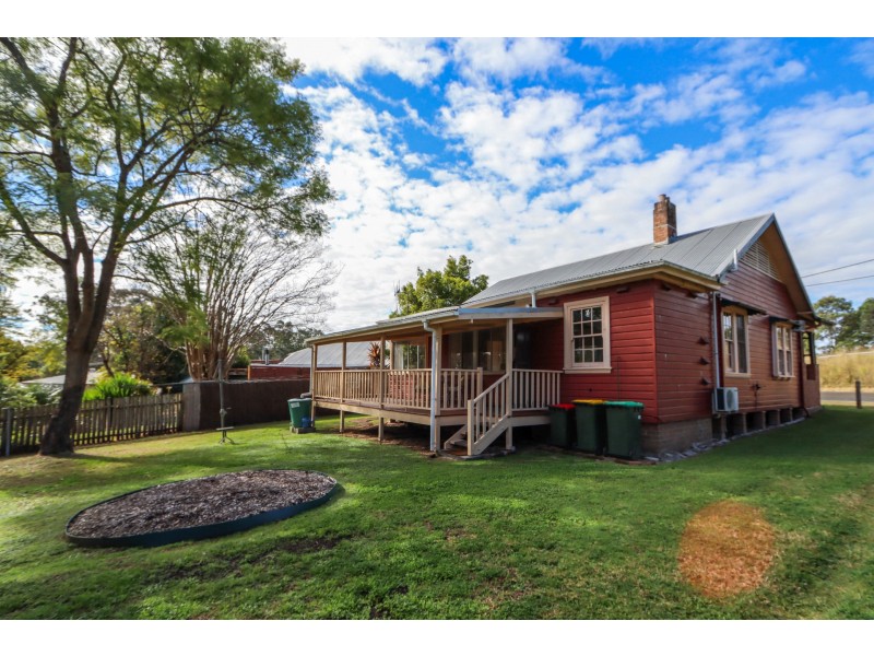 3 Price Street, Wingham NSW 2429