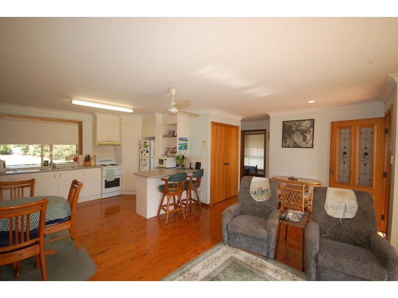 6 Sunset Avenue, Wingham NSW 2429