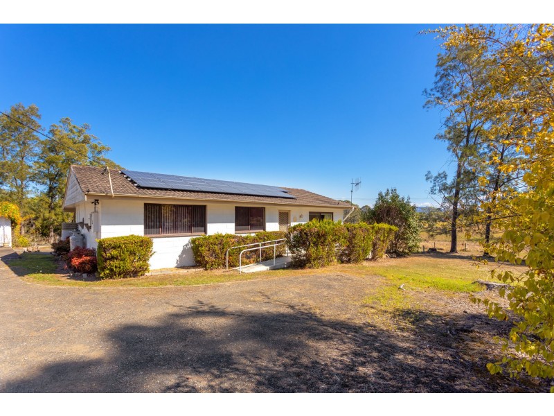 84 Murray Road, Wingham NSW 2429