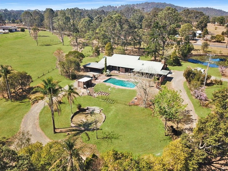 53 Youngs Road, Wingham NSW 2429