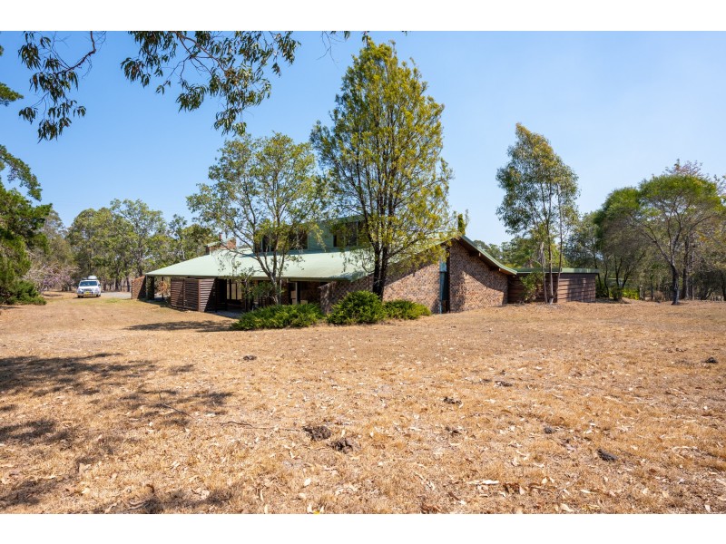 53 Youngs Road, Wingham NSW 2429