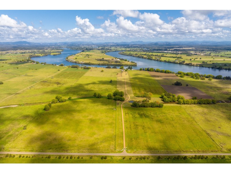 189 Murdochs Lane, Oxley Island NSW 2430