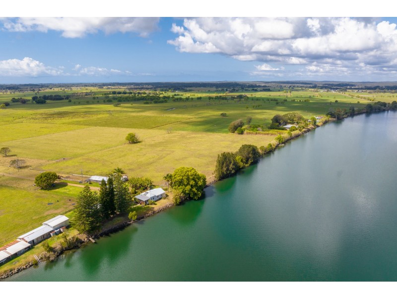 189 Murdochs Lane, Oxley Island NSW 2430
