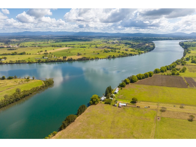 189 Murdochs Lane, Oxley Island NSW 2430