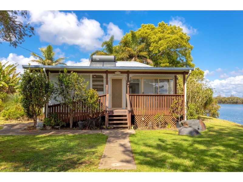 189 Murdochs Lane, Oxley Island NSW 2430