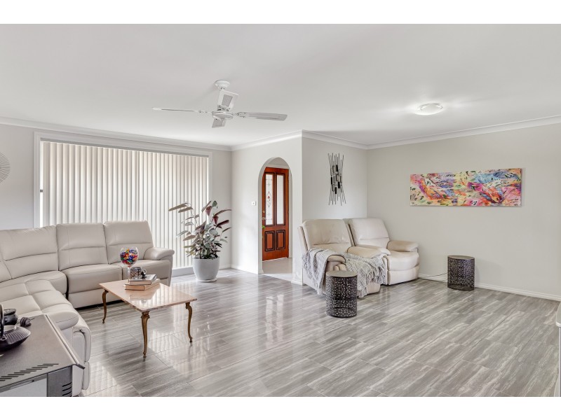 124 Kanangra Drive, Taree NSW 2430