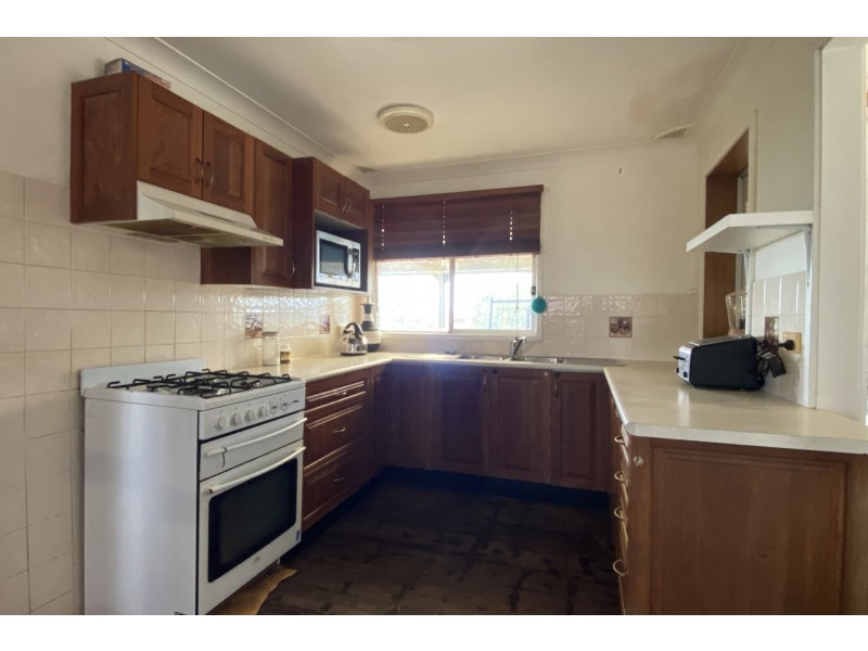2 Stringybark Close, Wingham NSW 2429