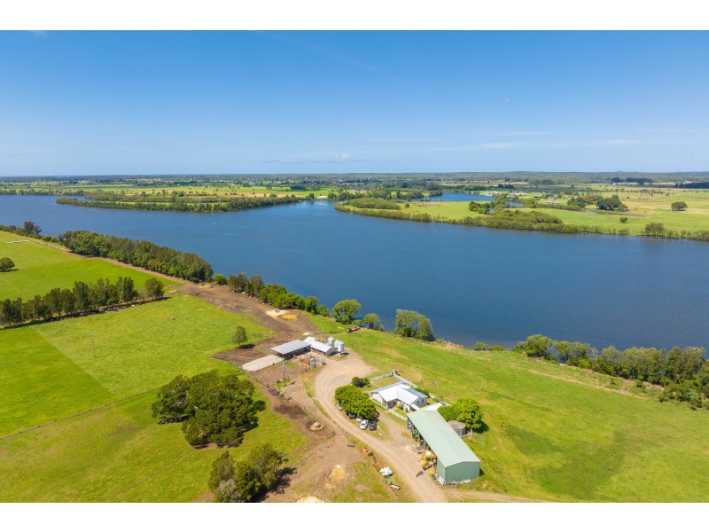 282 Newtons Road, Dumaresq Island NSW 2430