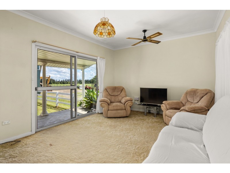 282 Newtons Road, Dumaresq Island NSW 2430